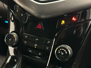 Chevrolet Cruze, 2012г, передний привод, механика