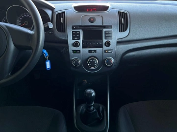 Kia Cerato, 2011г, передний привод, механика