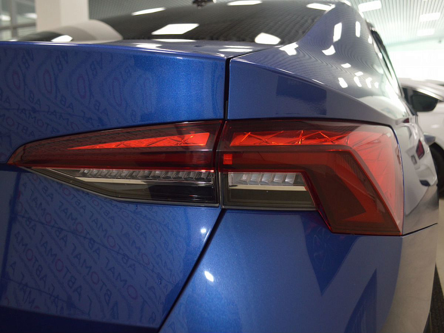 Skoda Octavia, 2021г., передний привод, автомат