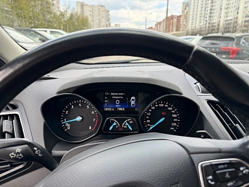 Ford Kuga, 2016г, передний привод, автомат