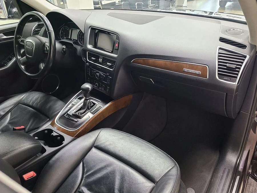 Audi Q5, 2009г., полный привод, робот