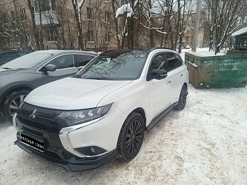 Mitsubishi Outlander, 2022г, полный привод, вариатор