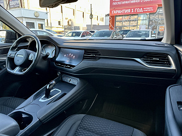 Haval F7, 2021г, передний привод, робот