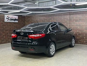 Kia Rio, 2012г, передний привод, автомат