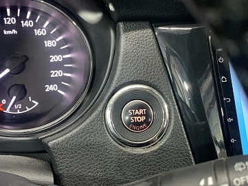 Nissan X-Trail, 2018г, полный привод, вариатор
