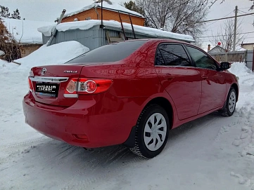 Toyota Corolla, 2012г, передний привод, автомат