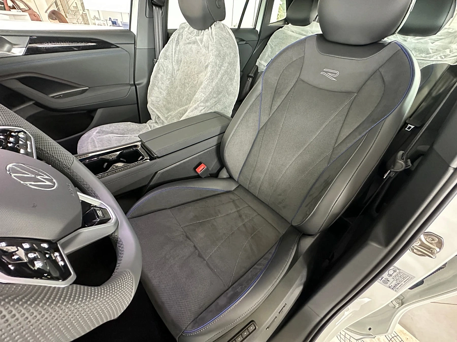 Volkswagen Tiguan, 2026г., полный привод, робот