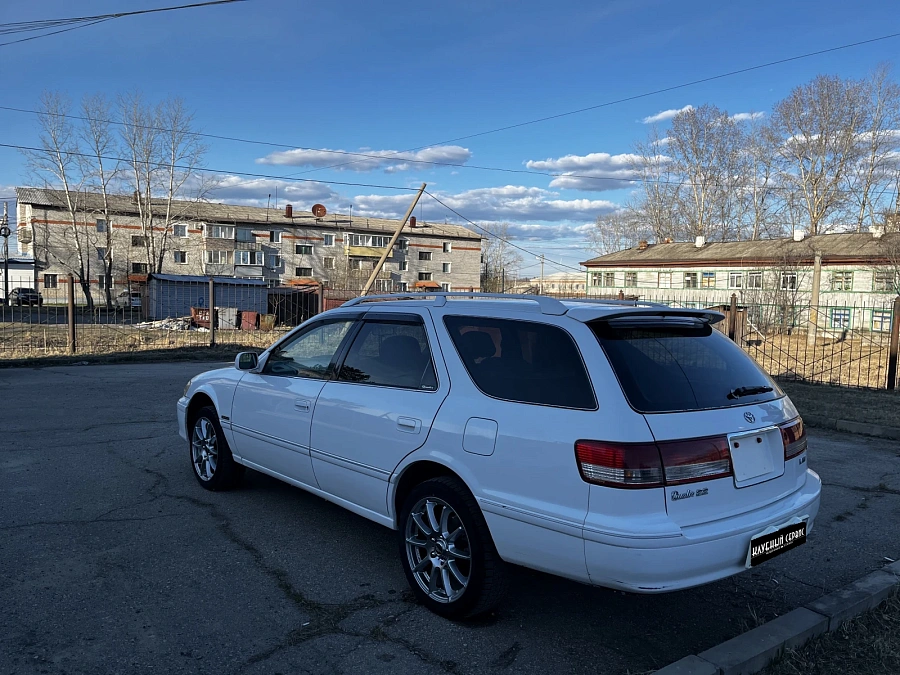 Toyota Mark II, 1999г., передний привод, автомат