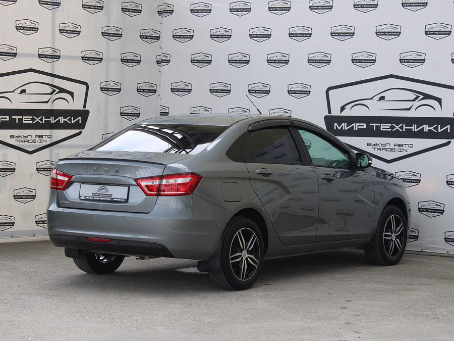 Lada (ВАЗ) Vesta, 2018г., передний привод, механика