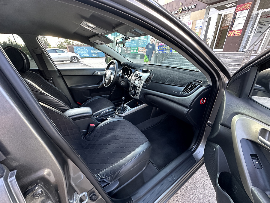 Kia Cerato, 2009г., передний привод, автомат
