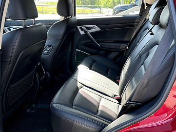 Geely Atlas, 2019г, передний привод, автомат