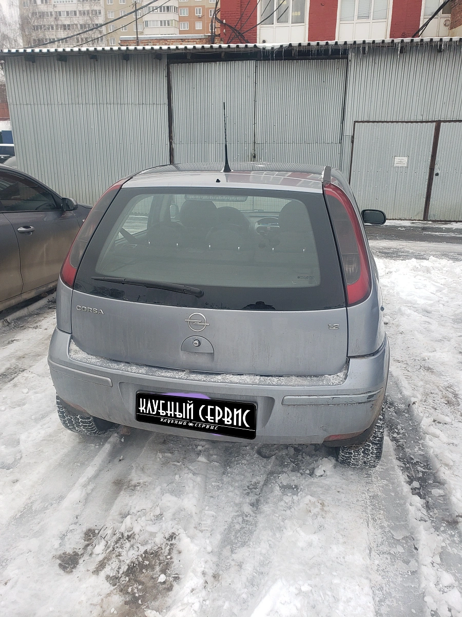 Opel Corsa, 2003г., передний привод, робот