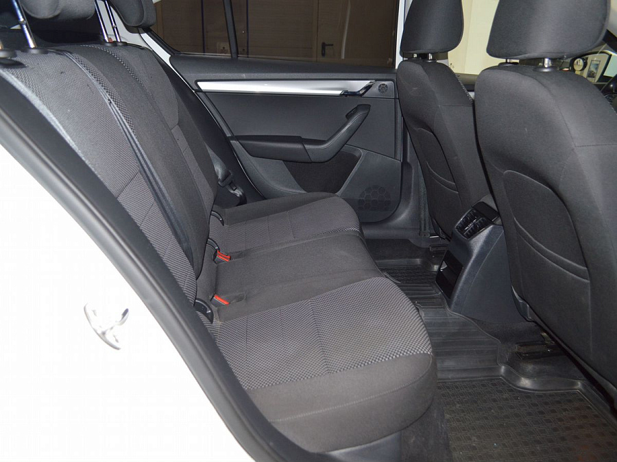 Skoda Octavia, 2016г., передний привод, механика