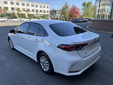 Toyota Corolla, 2022г, передний привод, вариатор