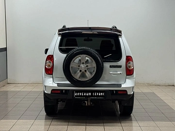Chevrolet Niva, 2015г, полный привод, механика