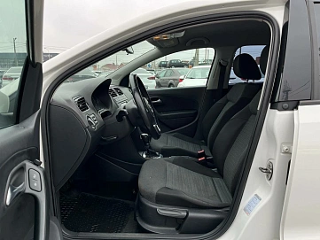 Volkswagen Polo, 2010г, передний привод, автомат