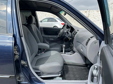 Hyundai Accent, 2009г, передний привод, автомат