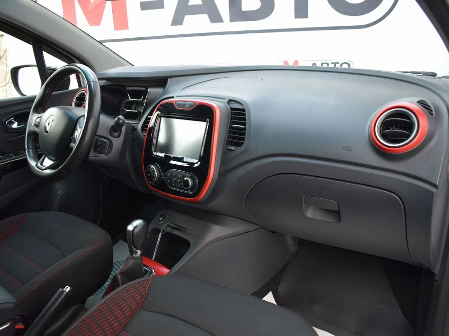 Renault Kaptur, 2018г., передний привод, вариатор