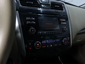 Nissan Teana, 2015г, передний привод, вариатор