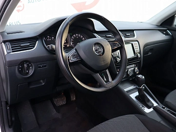 Skoda Octavia, 2016г, передний привод, робот