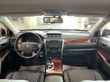 Toyota Camry, 2014г, передний привод, автомат