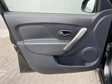 Renault Sandero, 2017г, передний привод, механика