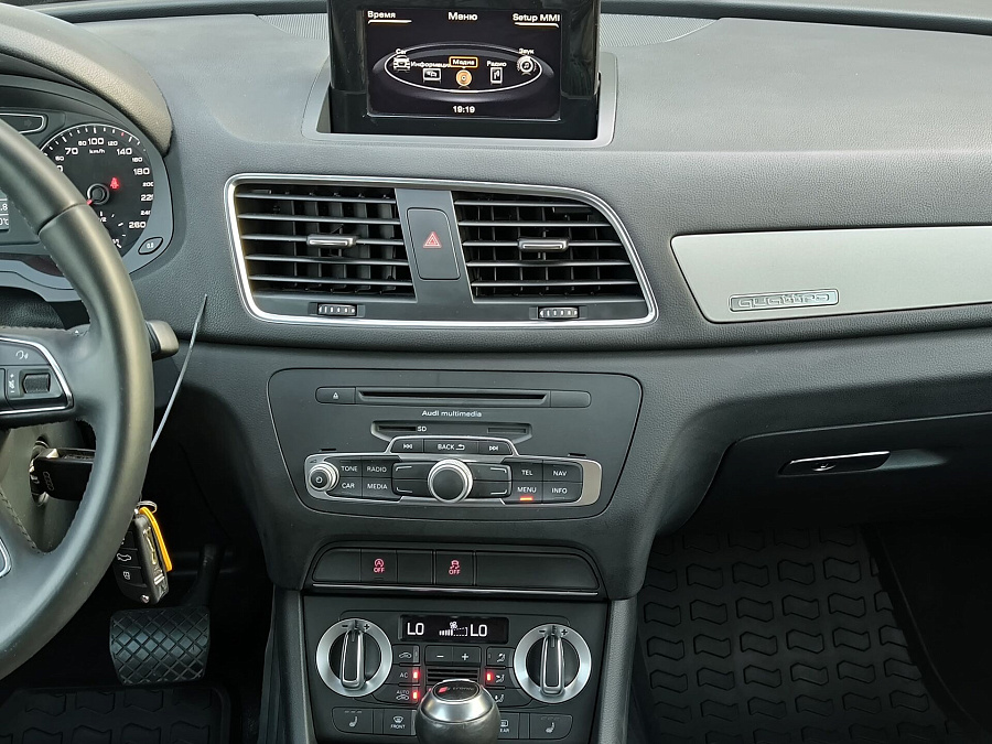 Audi Q3, 2013г., передний привод, автомат