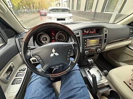 Mitsubishi Pajero, 2020г, полный привод, автомат