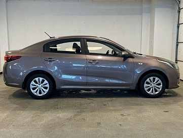 Kia Rio, 2018г, передний привод, автомат