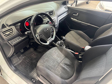 Kia Rio, 2015г, передний привод, механика