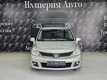 Nissan Tiida, 2008г, передний привод, автомат