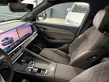 Geely Monjaro, 2026г, полный привод, автомат