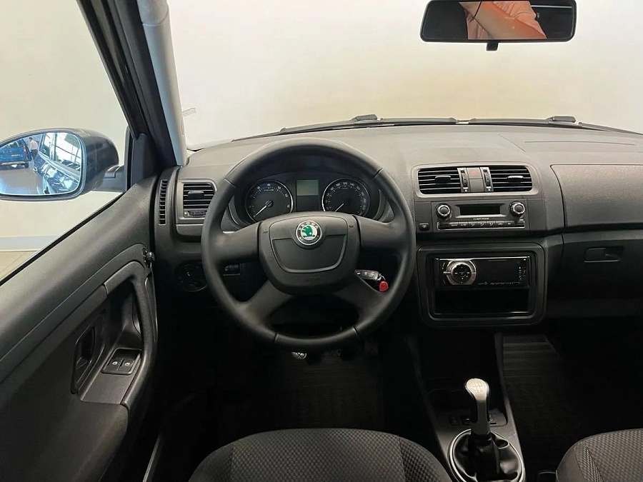 Skoda Fabia, 2011г., передний привод, механика