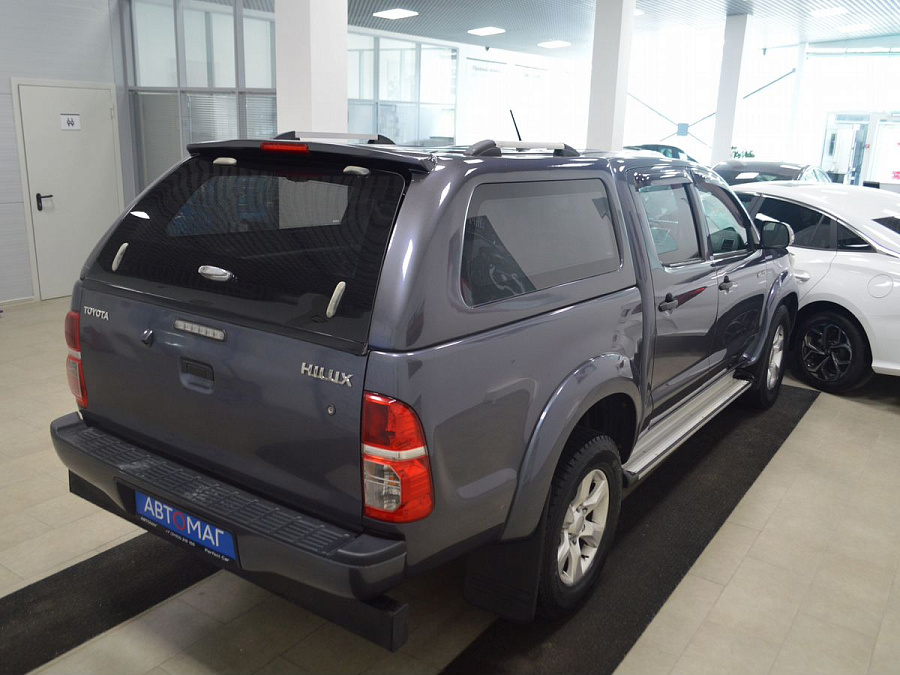 Toyota Hilux, 2012г., полный привод, автомат