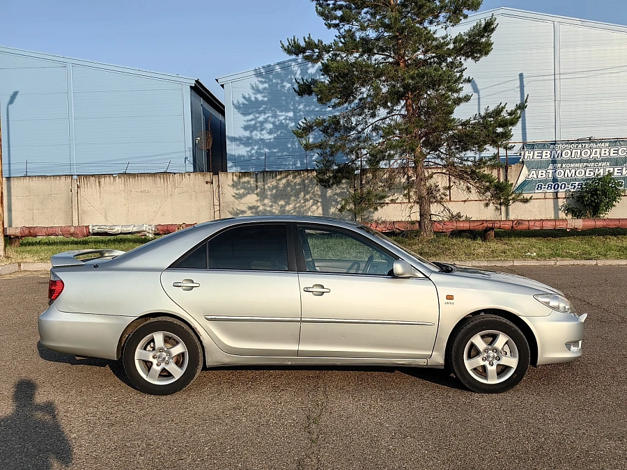 Toyota Camry, 2005г., передний привод, автомат