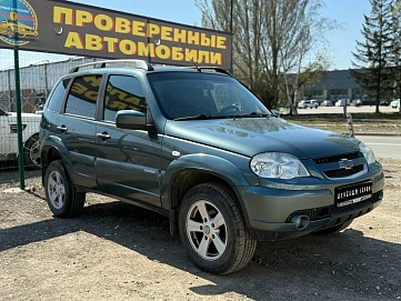 Chevrolet Niva, 2015г, полный привод, механика