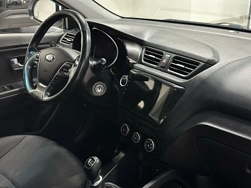 Kia Rio, 2015г, передний привод, механика