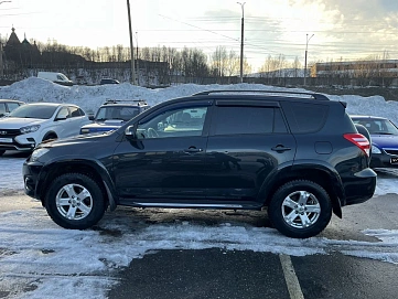 Toyota RAV4, 2011г, полный привод, автомат