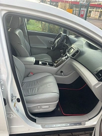 Toyota Venza, 2009г, передний привод, автомат