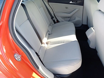 Volkswagen Jetta, 2019г, передний привод, автомат