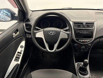 Hyundai Solaris, 2011г, передний привод, механика