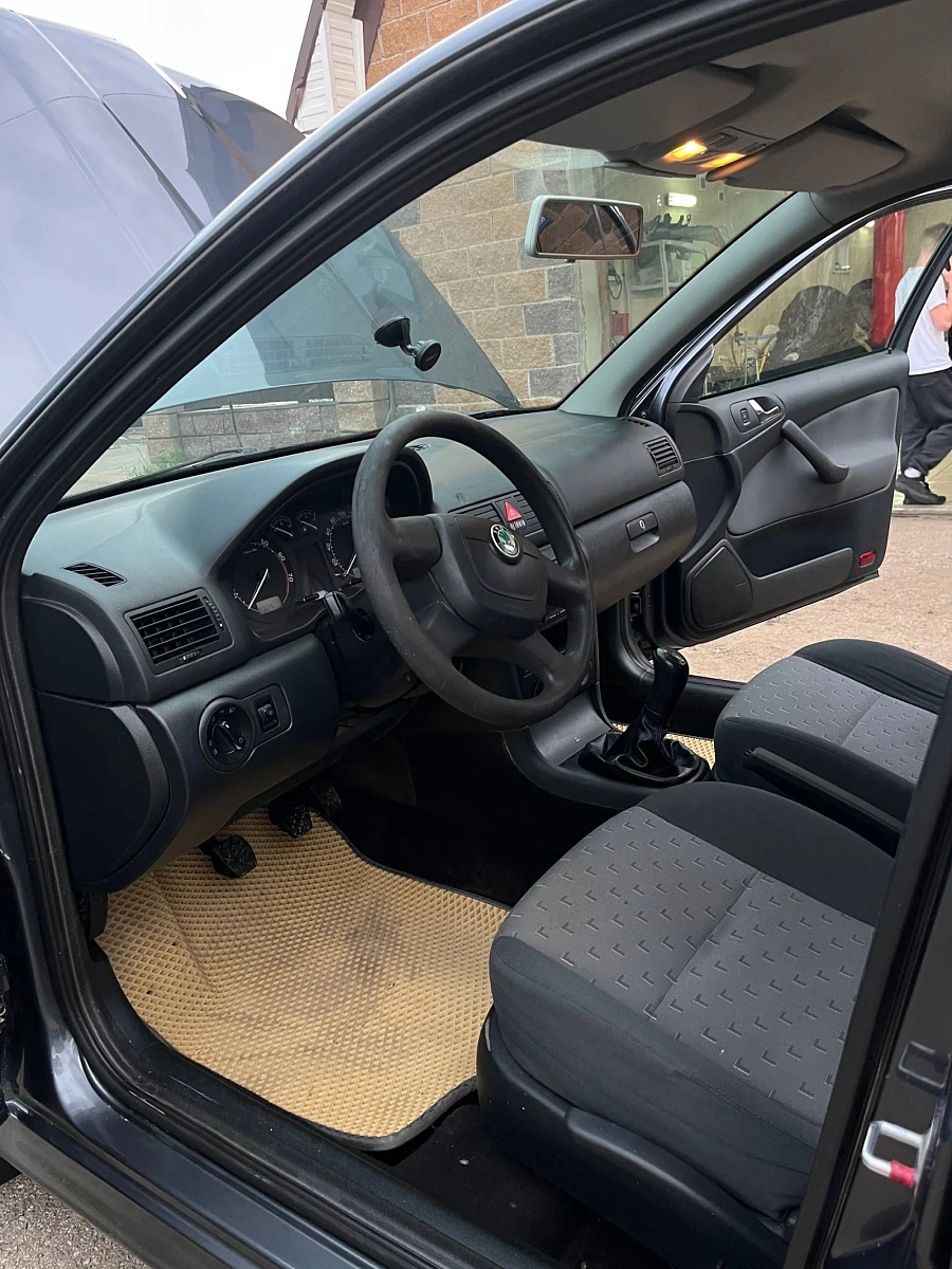 Skoda Octavia, 2010г., передний привод, механика