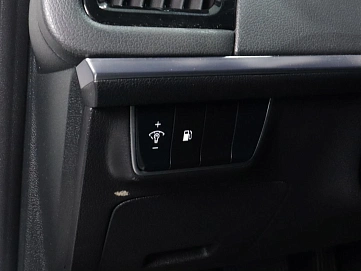 Kia Stinger, 2020г, задний привод, автомат