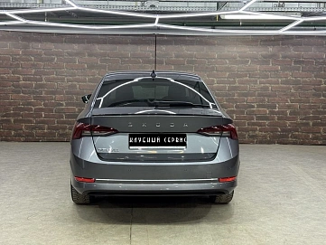 Skoda Octavia, 2021г, передний привод, автомат