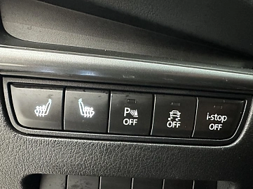 Mazda 3, 2021г, передний привод, автомат