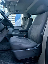 Volkswagen Caravelle, 2011г, передний привод, механика