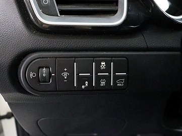 Kia Ceed, 2021г, передний привод, робот