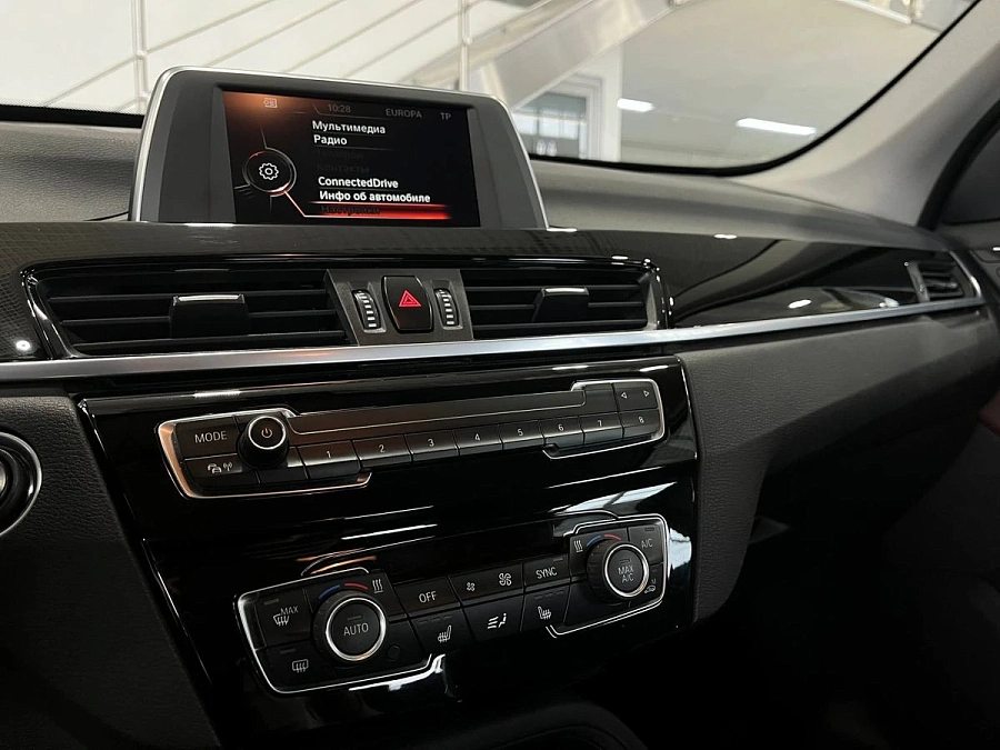 BMW X1, 2016г., полный привод, автомат