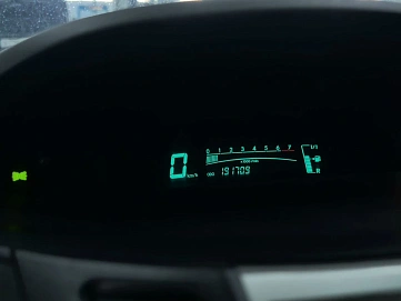 Toyota Yaris, 2006г., передний привод, механика