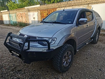 Mitsubishi L200, 2011г, полный привод, автомат